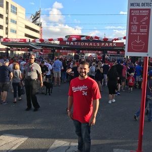 Meet your Posher, Alex